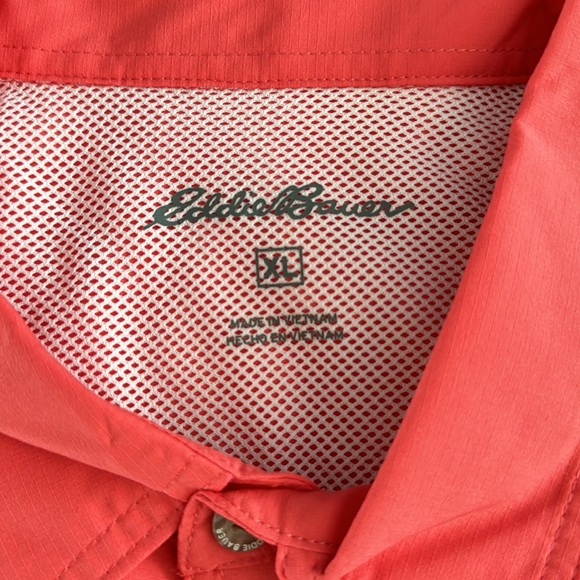 Eddie Bauer woven tech shirt, Fishing shirt, Coral, new with tags - Picture 4 of 6